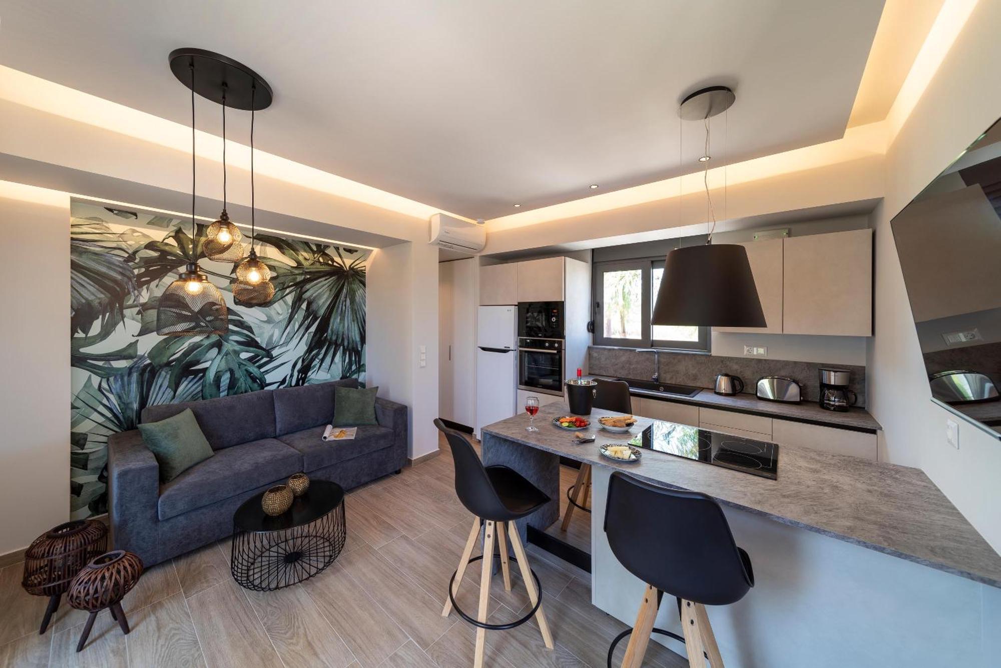 Palmeral Luxury Suites Kremastí الغرفة الصورة