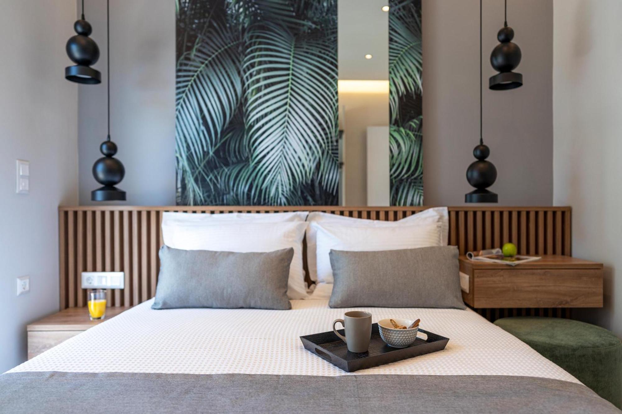 Palmeral Luxury Suites Kremastí الغرفة الصورة